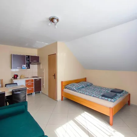 Goscinne U Piotra ゲストハウス ウストロニエ・モルスキエ