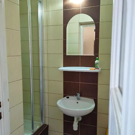 ゲストハウス Goscinne U Piotra ウストロニエ・モルスキエ