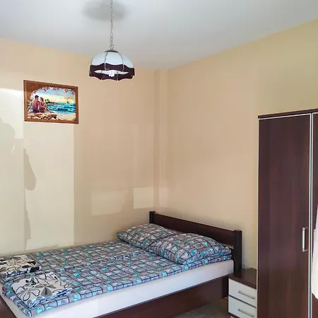 Goscinne U Piotra ウストロニエ・モルスキエ